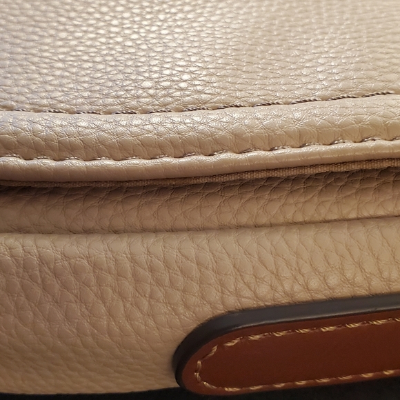 ST JOHN'S BAY CROSSBODY with Brown Trim  Westbay Saddle - Picture 3 of 11